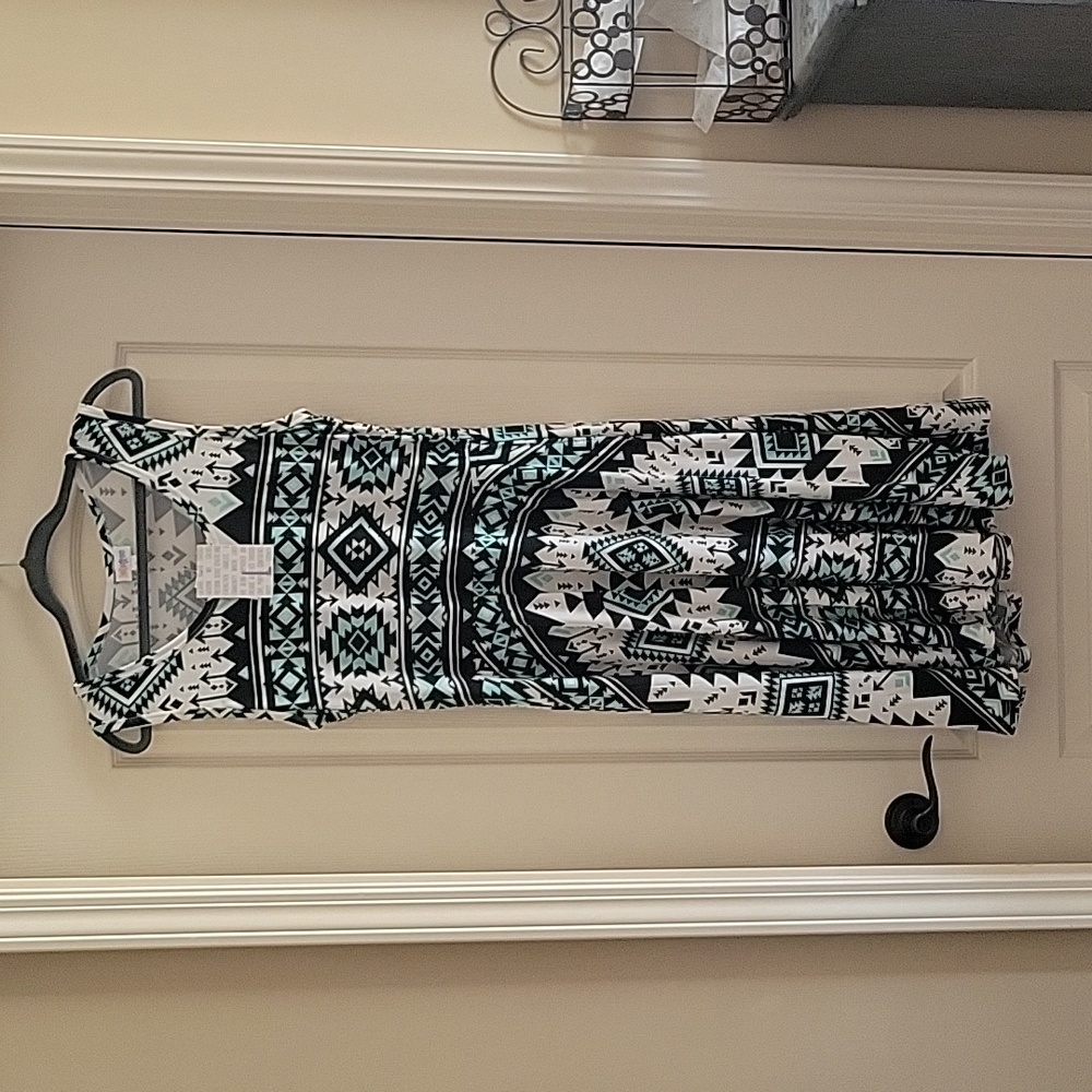 Lularoe Nicki